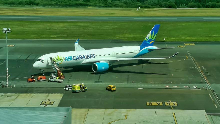 Desviado de emergencia a Santiago un vuelo procedente de París con destino a la Guayana francesa