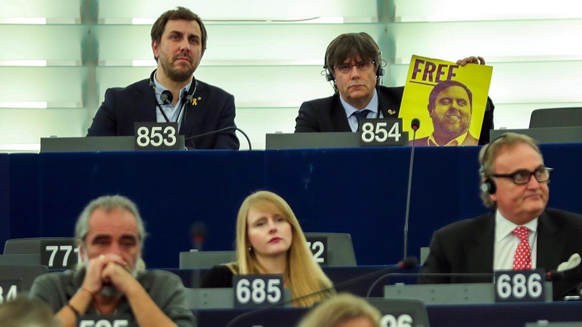 Puigdemont y Comín toman posesión de su escaño en el Parlamento Europeo