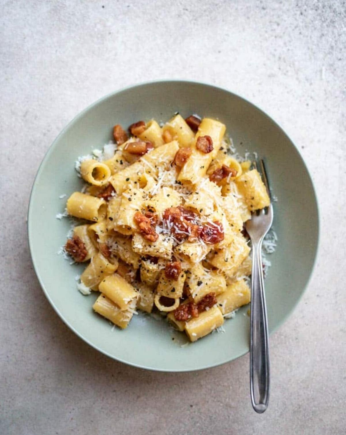 Spaghetti a la carbonara de 60&amp;90 - Sessanta e Novanta