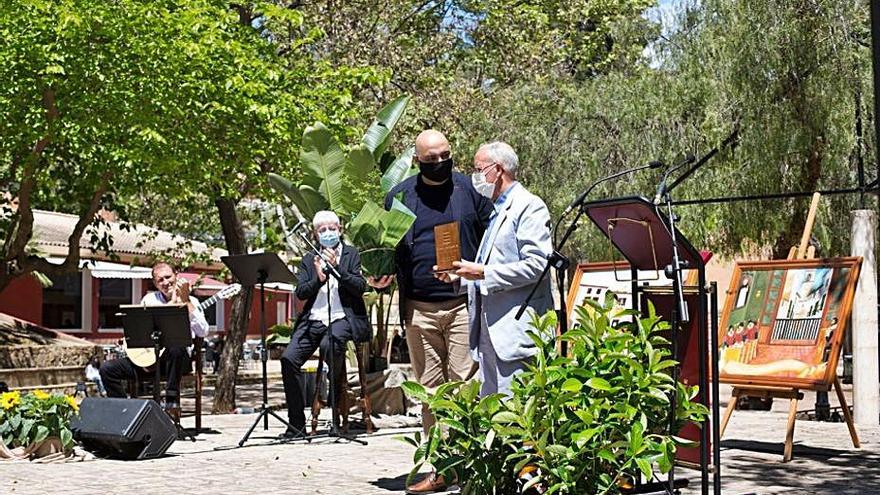 Agullent rinde homenaje a su cronista | AJUNTAMENT DE AGULLENT