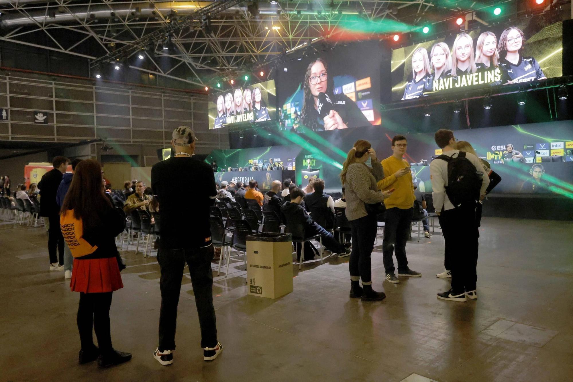 Los 'gamers' siguen jugando en la segunda jornada de la DreamHack Valencia 2023