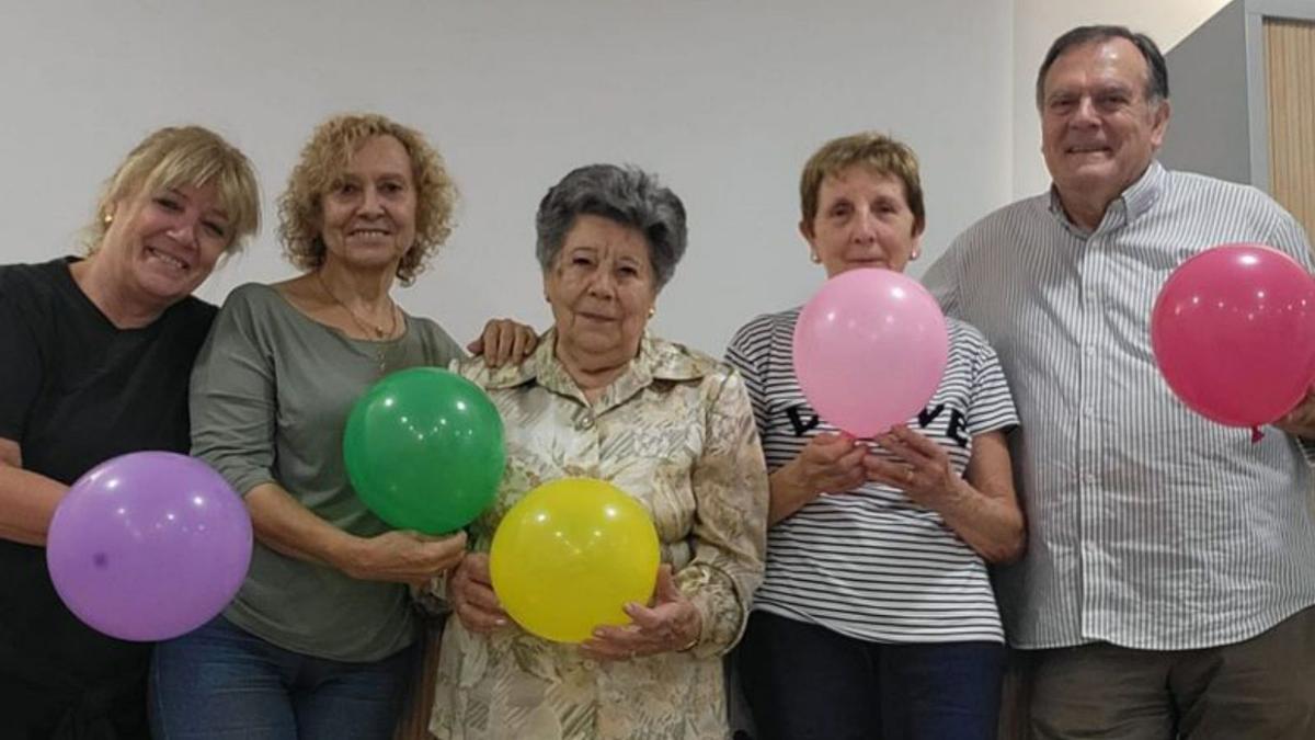 Calonge de Segarra esclata de riure amb el taller de risoteràpia | AJ. CALONGE DE SEGARRA