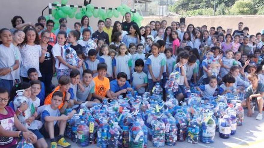 Els nens de l&#039;escola FEDAC-Pont Major, ahir al matí.