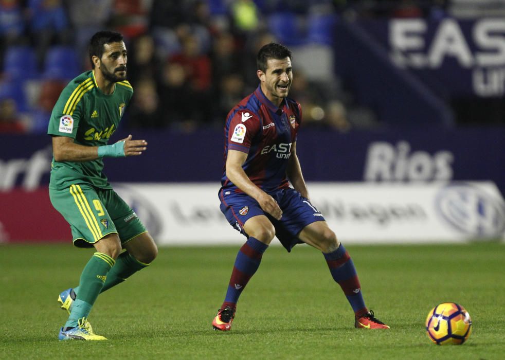 Las mejores imágenes del Levante - Cádiz