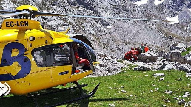 Herido un montañero de 70 años con un fuerte golpe en el costado en el ...