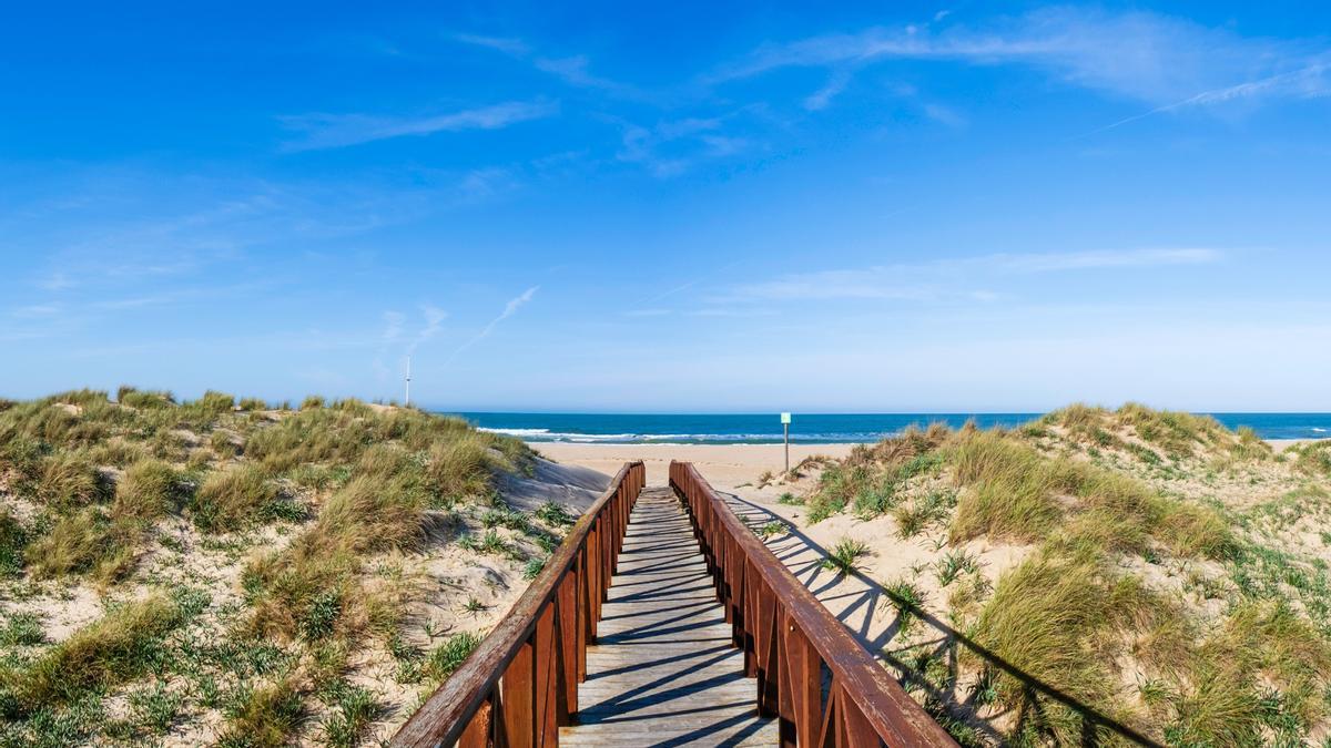La playa de Cádiz más bonita y menos masificada para este verano: ni Bolonia, ni Zahara