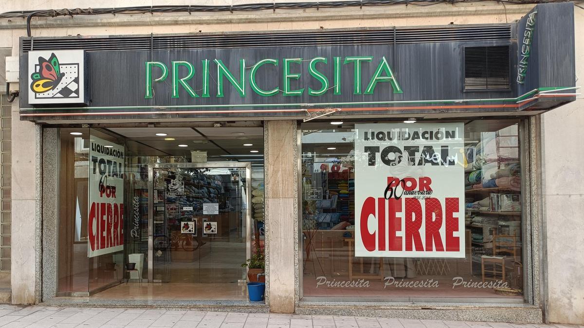 El local de Princesita de la Calle Velázquez, en liquidación total por cierre.