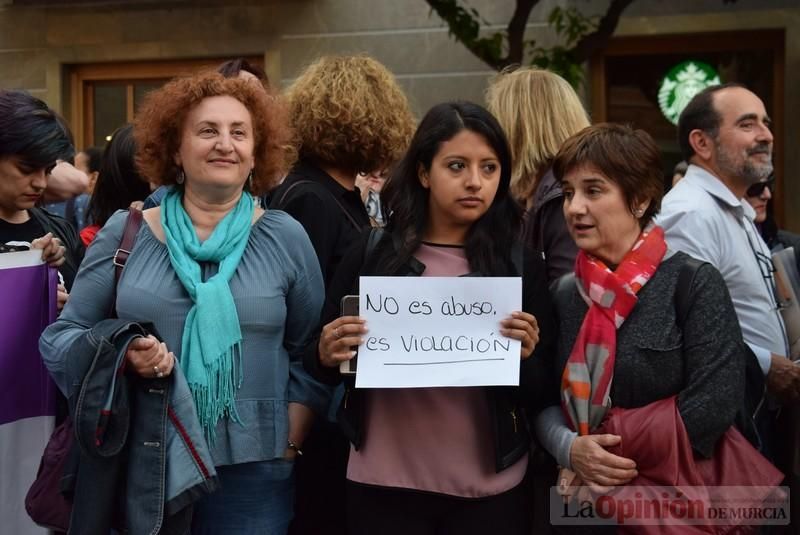 Concentración en Murcia para protestar por la sentencia a 'La Manada'