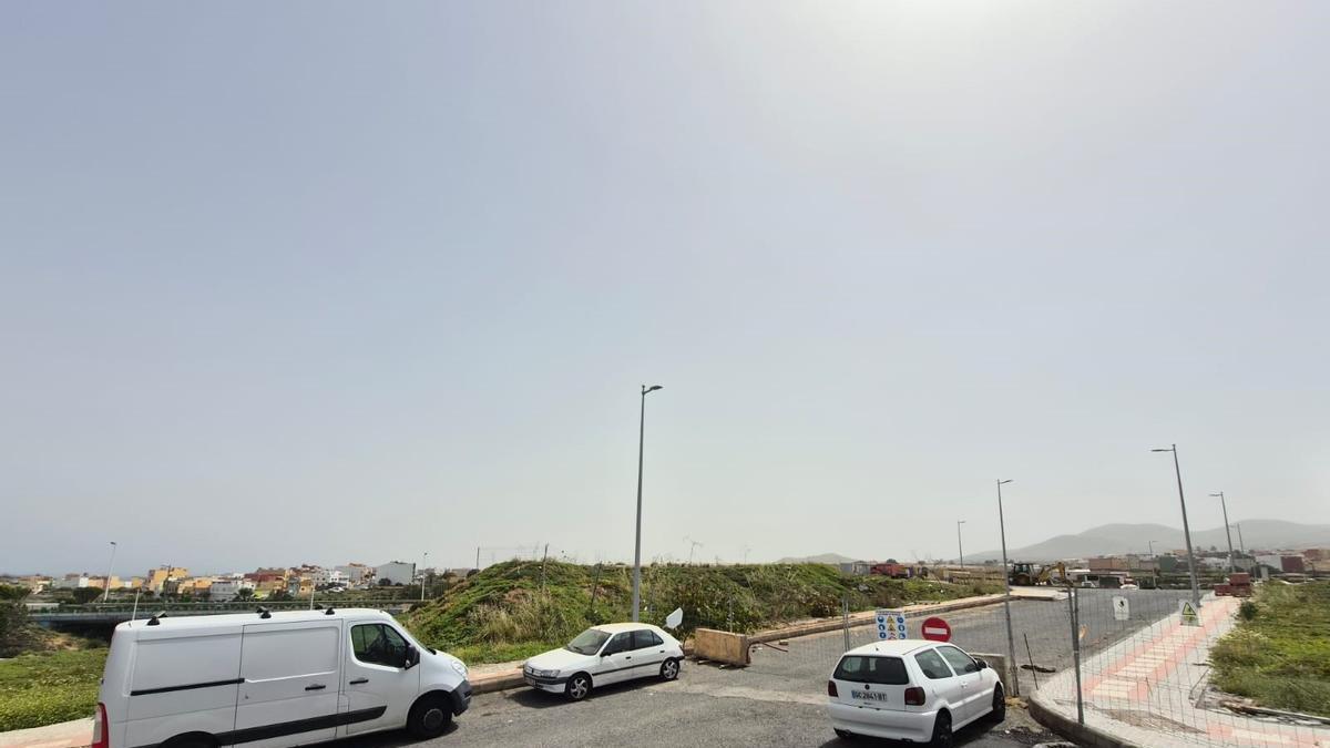 El Ayuntamiento habilita 550 plazas de estacionamiento en esa zona