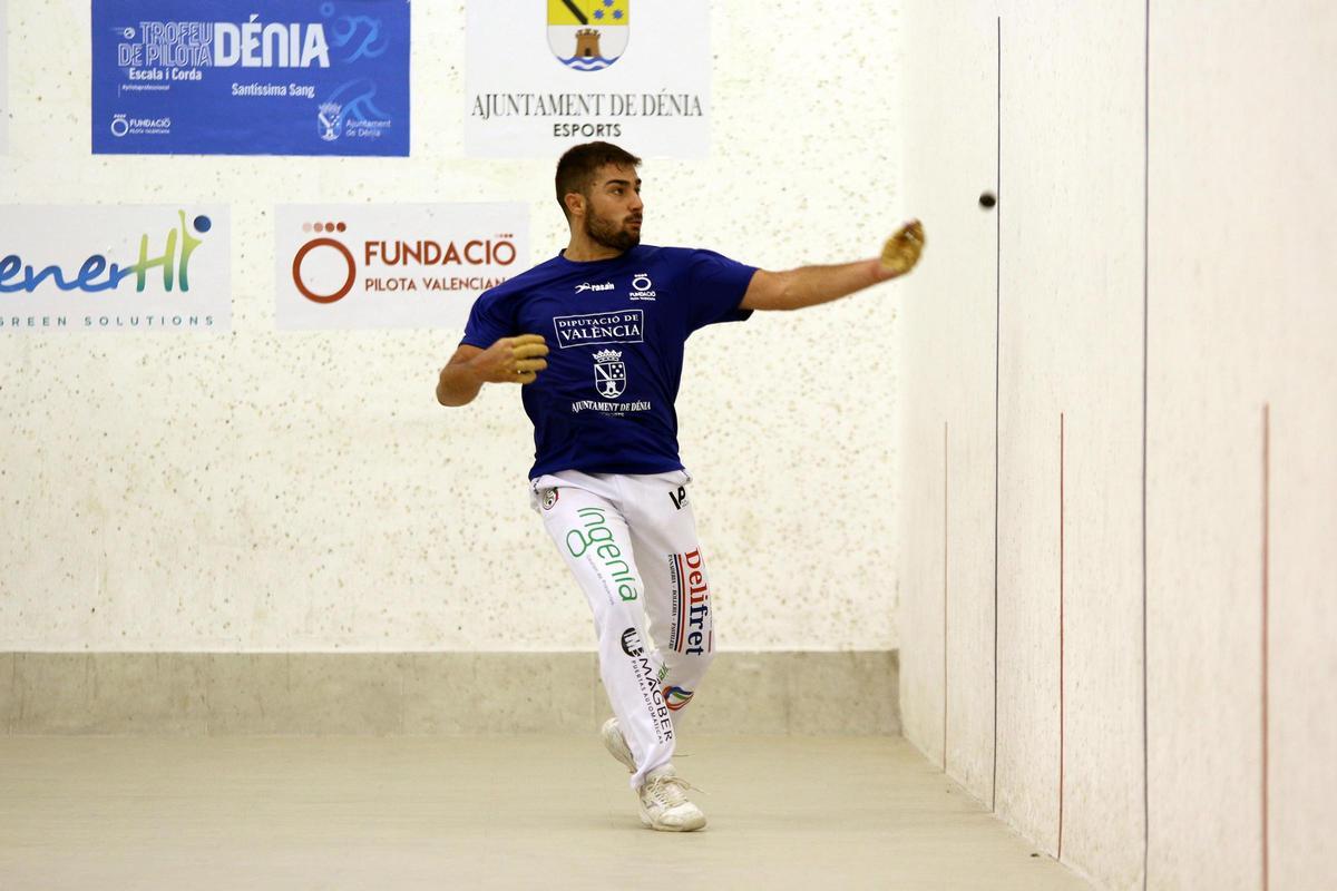A Francés li va costar seguir el ritme de la partida per moments.