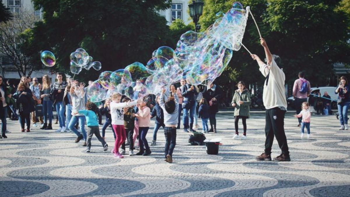 Enseñar empatía mejora las habilidades creativas de los alumnos