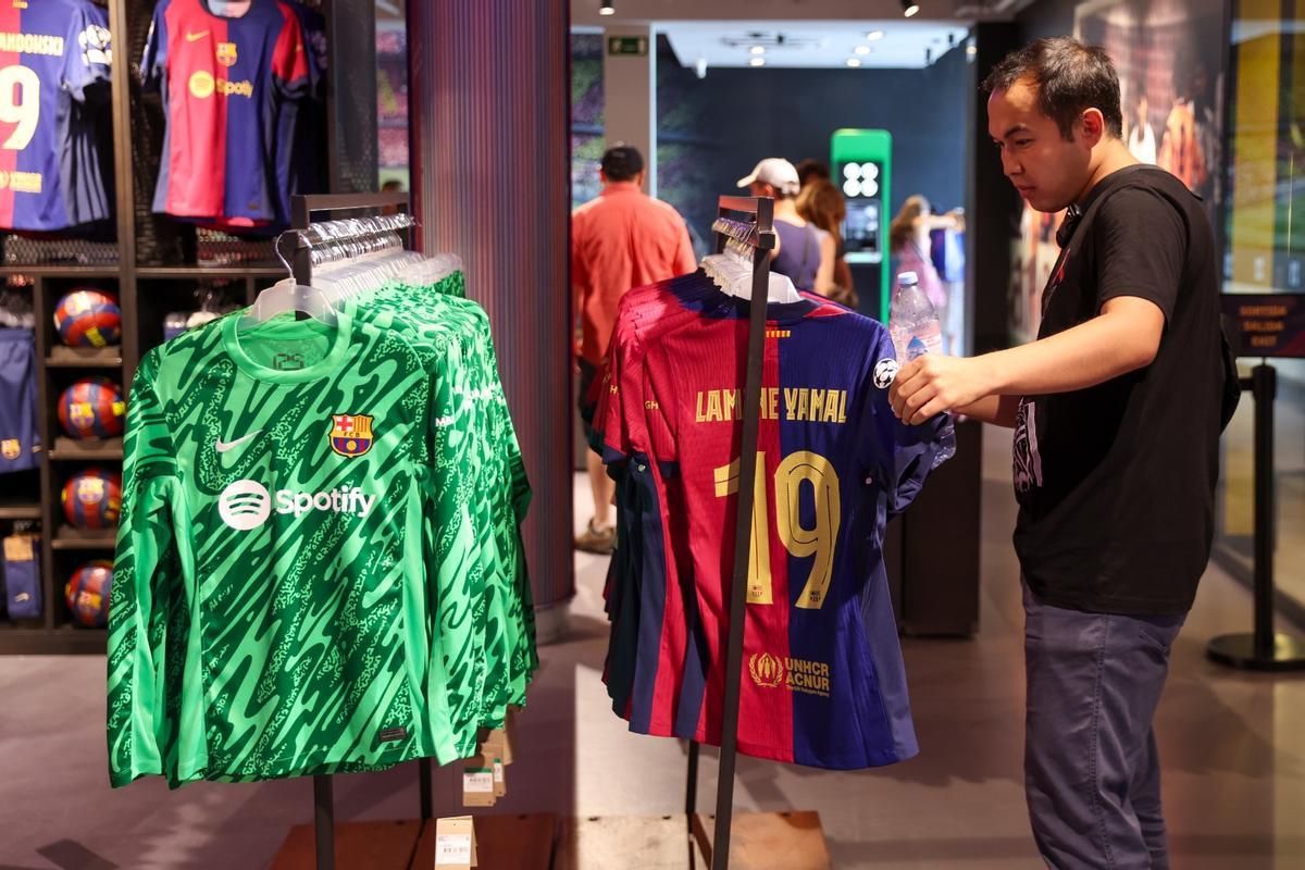 Pasión por Lamine Yamal y la nueva camiseta del Barça Pasión por Lamine Yamal y la nueva camiseta del Barça