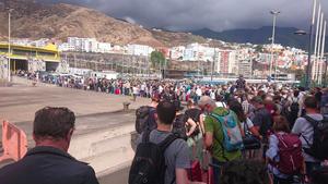Aglomeracions per sortir de La Palma per mar