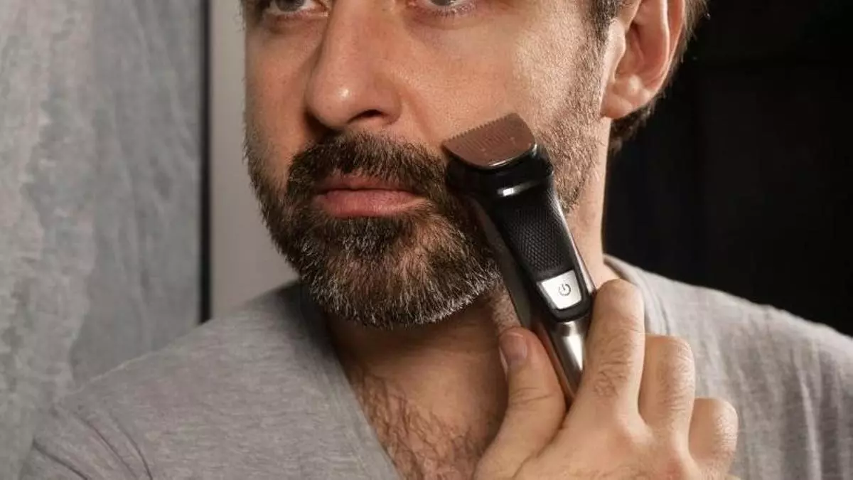A su precio mínimo histórico: la afeitadora Philips más recomendada para barba, pelo y todo el cuerpo