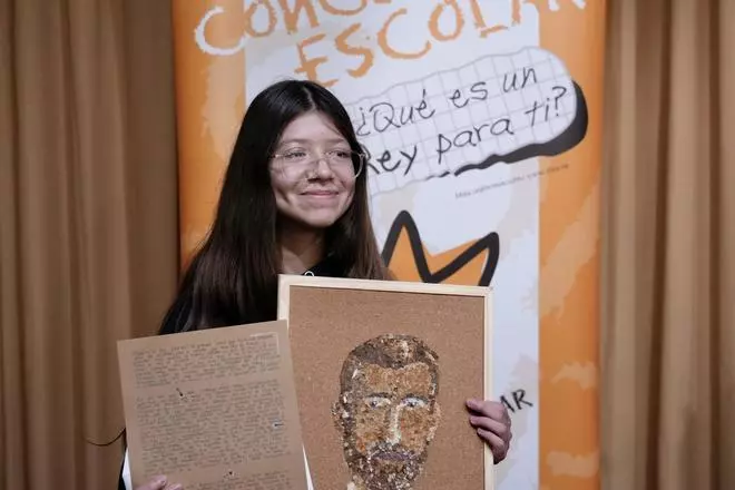 Una escolar ovetense de 1º de E.S.O. gana la 43ª edición del concurso '¿Qué es un rey para ti?' en Asturias