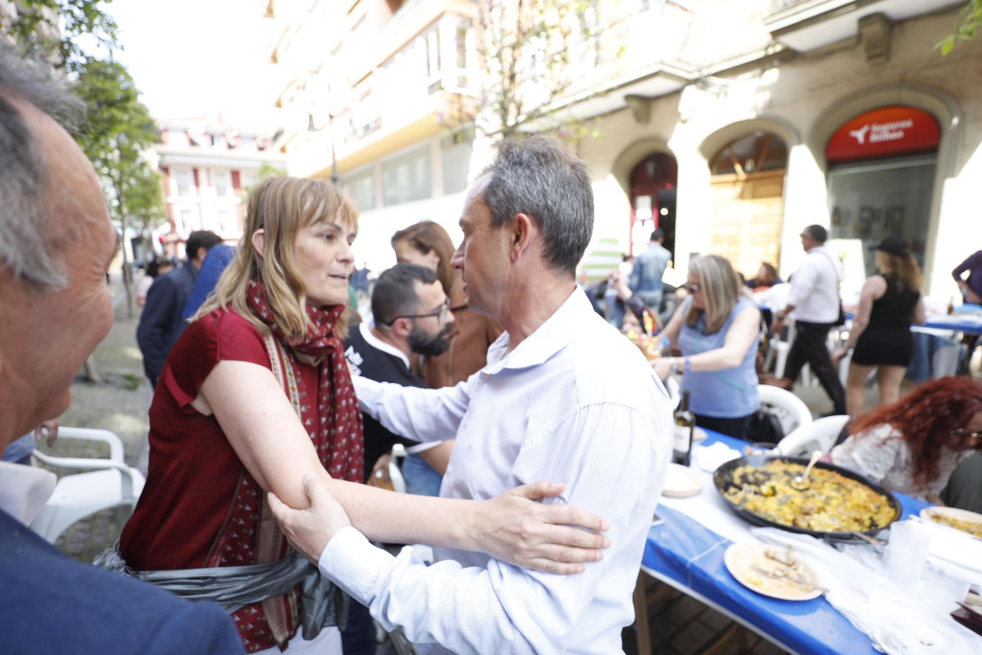 El escaparate político de la Comida en la Calle de Avilés