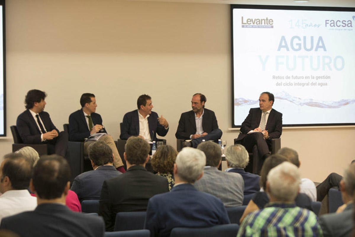 Desayuno 'Agua y futuro' organizado por Levante-EMV y Facsa