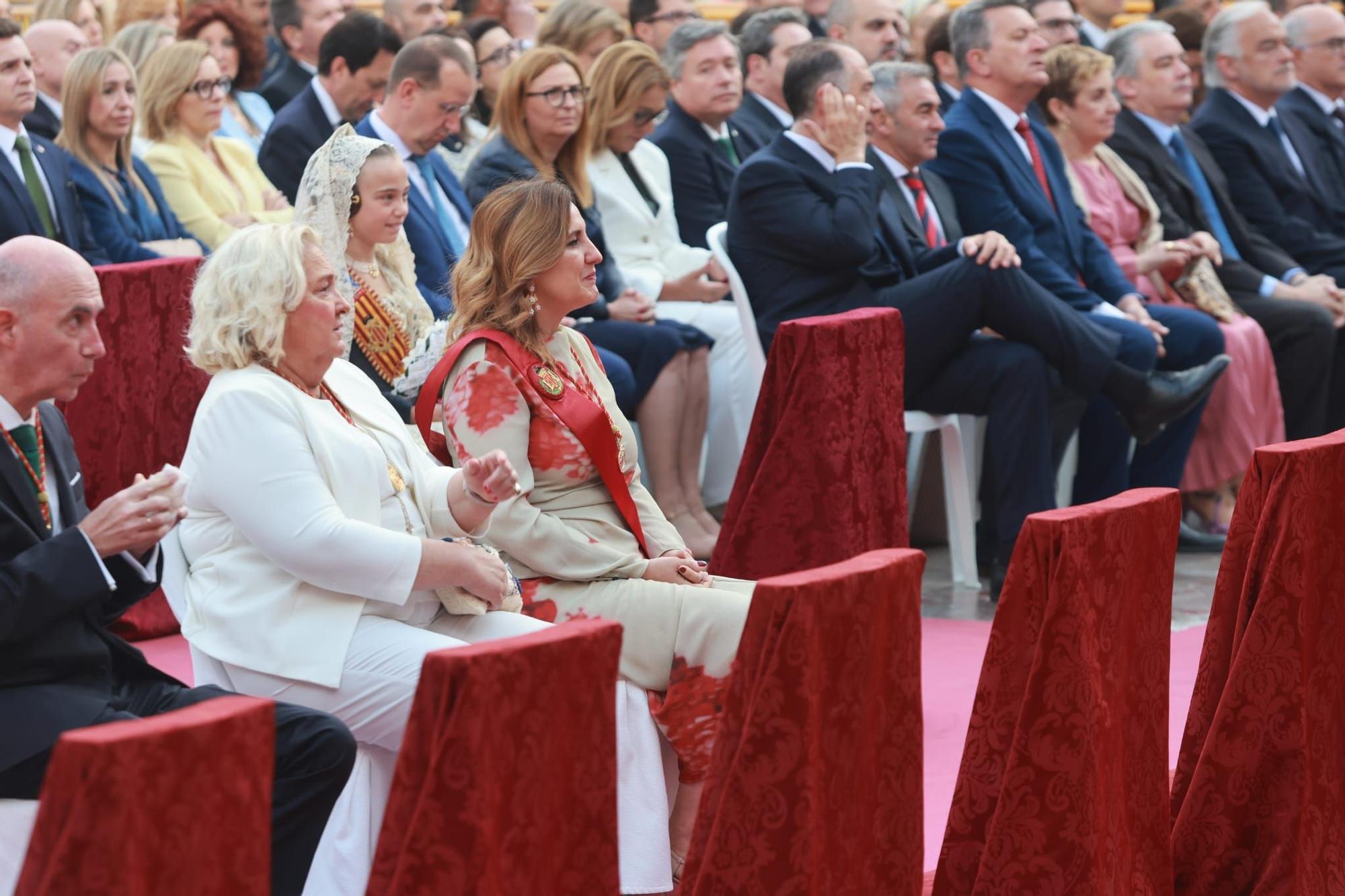 Todas las fotos de la Missa d'Infants en la plaza de la Virgen