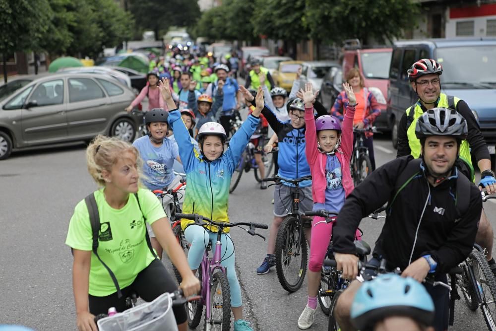 Deporte para despedir el deporte en los colegios gijoneses