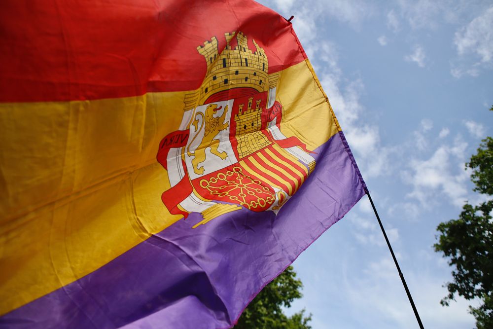 Un centenar de cordobeses reclaman una consulta popular para elegir entre Monarquía y República