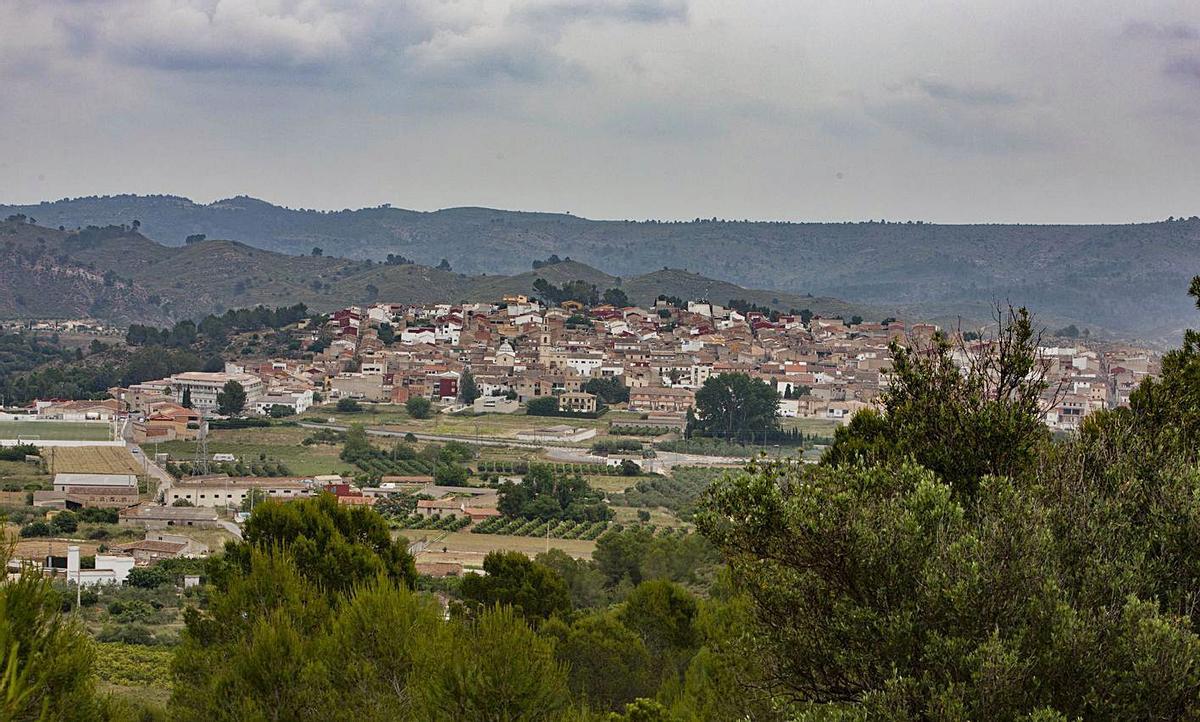 Vista del casco urbano de Chella, en una imagen de principios del mes de junio | PERALES IBORRA