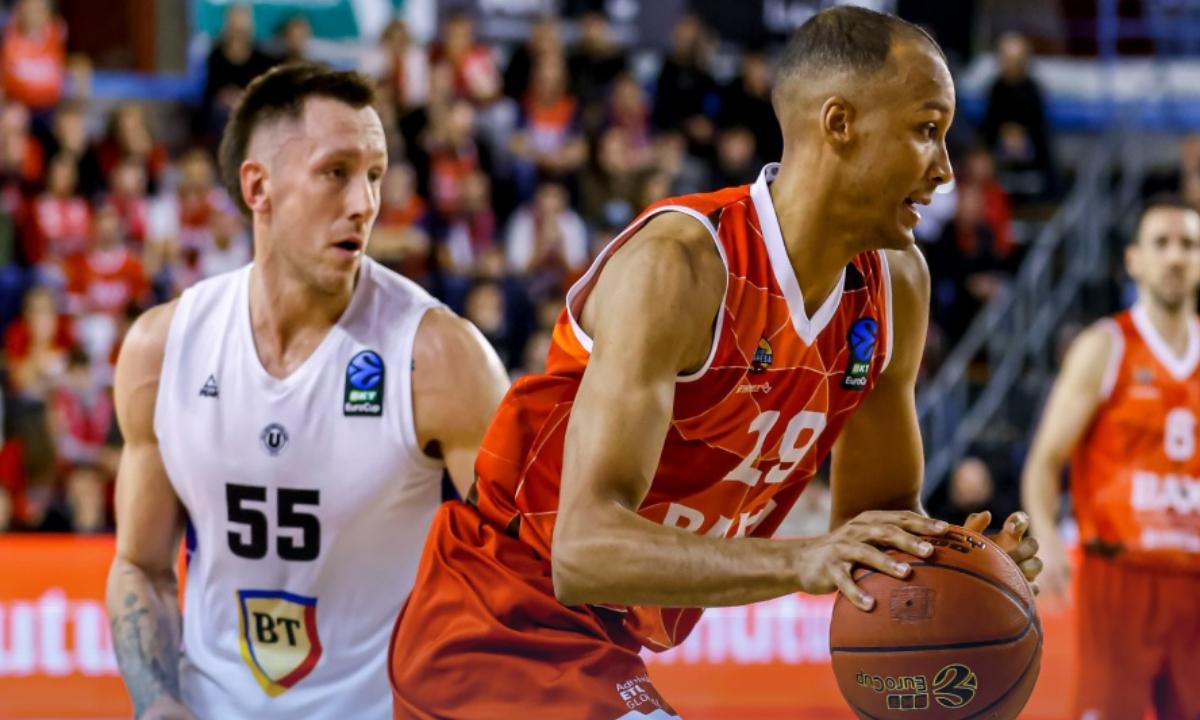 Louis Olinde completó un notable encuentro