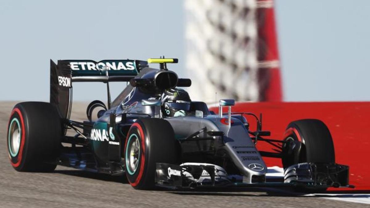 Nico Rosberg asumió el mando a la media hora de haberse iniciado la segunda sesión de libres