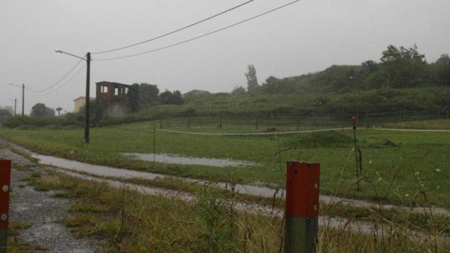 Terrenos propiedad de HC en Perlora motivo de disputa.