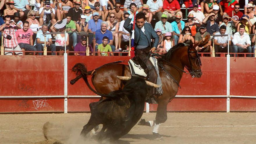 Corrida de toros en Ourense en 2010 // J. Regal