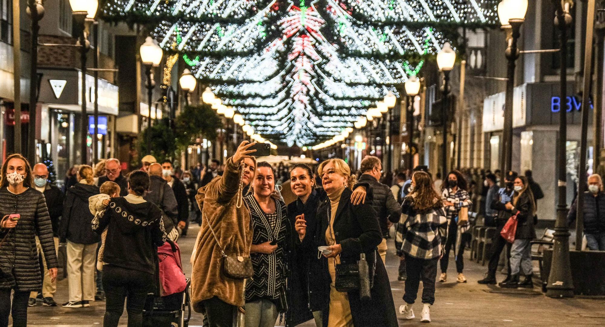 Encendido navideño en Triana