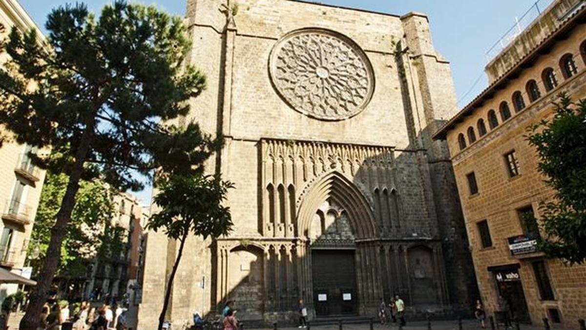 La fachada de la iglesia Santa Maria del Pi.