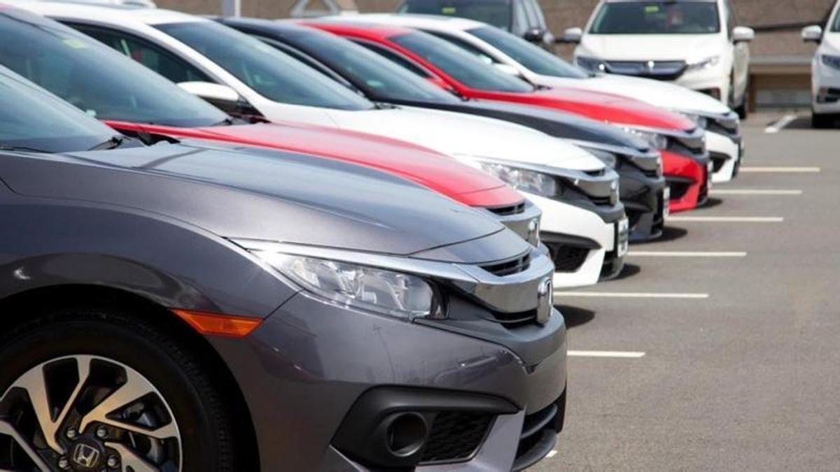 Venta de coches de segunda mano.