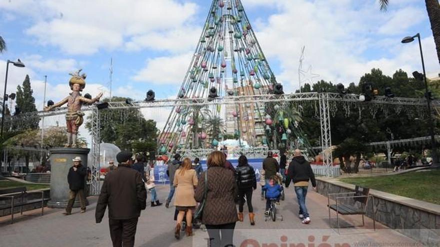 Actividades infantiles en el árbol de Navidad de Murcia