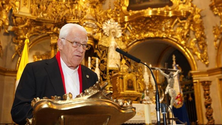 El Padre Ángel elogia la caridad en el bicentenario de La Soledad de Santa María