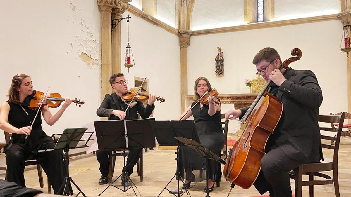 Un momento del concierto del Cuarteto Iberia, con Marta Peño y Luis Rodríguez al violín, Aurora Rus a la viola y Arnold Rodríguez al violonchelo.