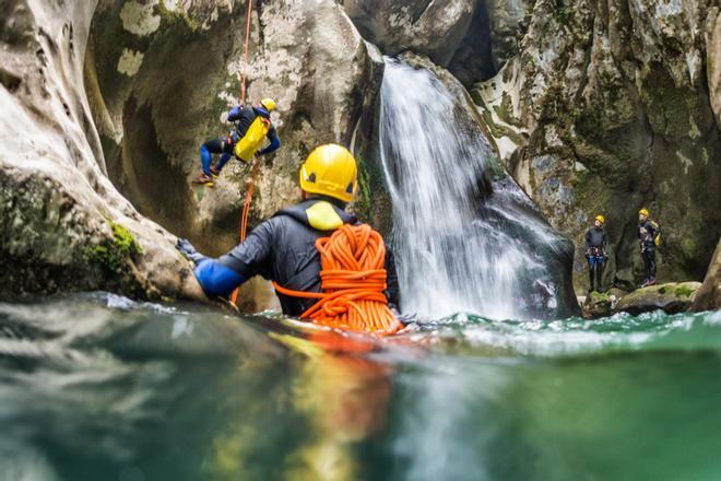 Cañonismo, Barranquismo, Deporte extremo