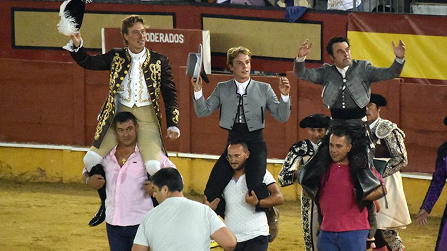 Entretenida corrida de rejones hispano-lusa en la plaza de toros de Cabra