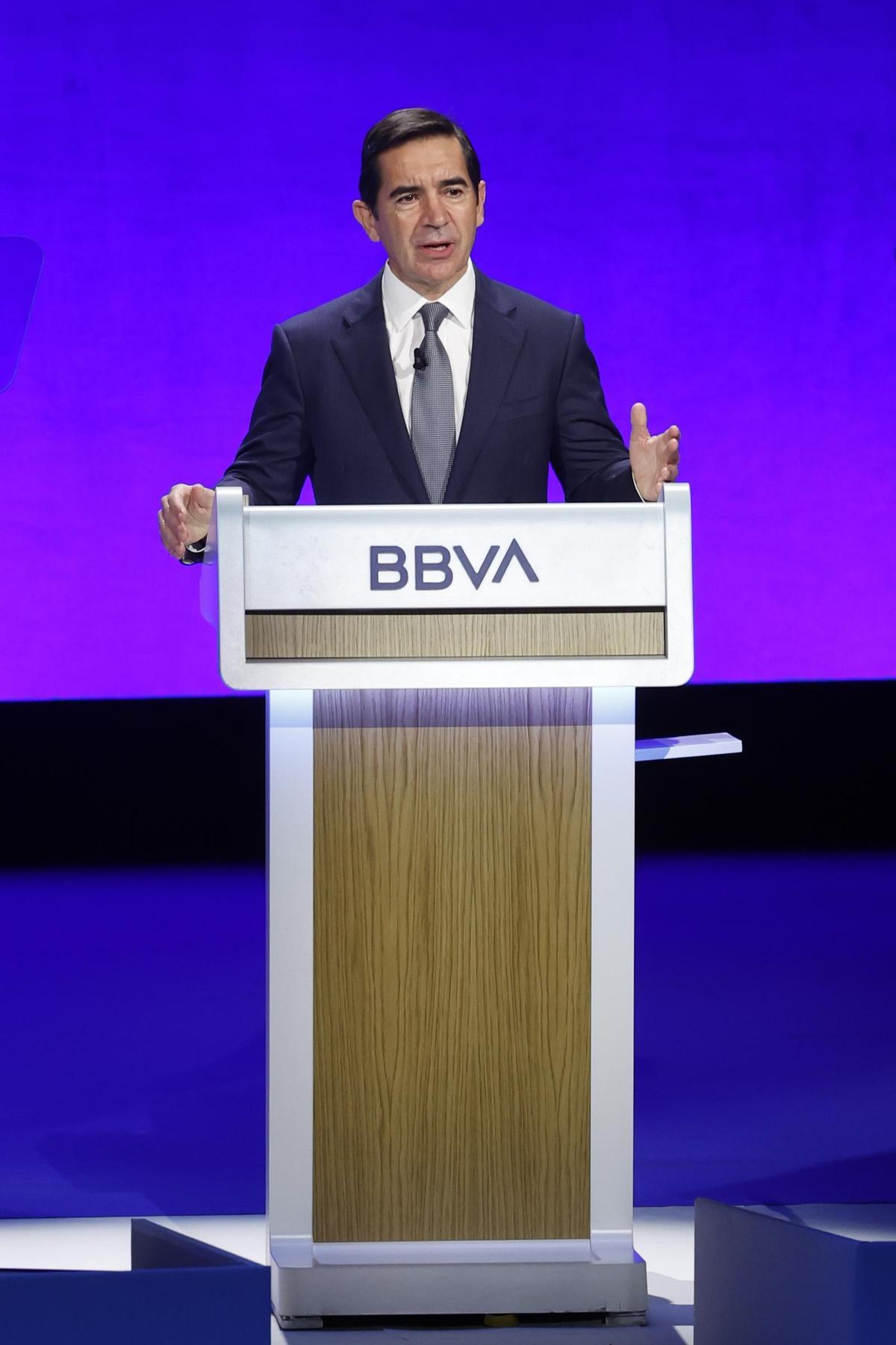 El presidente del BBVA, Carlos Torres, en la última junta de accionistas.