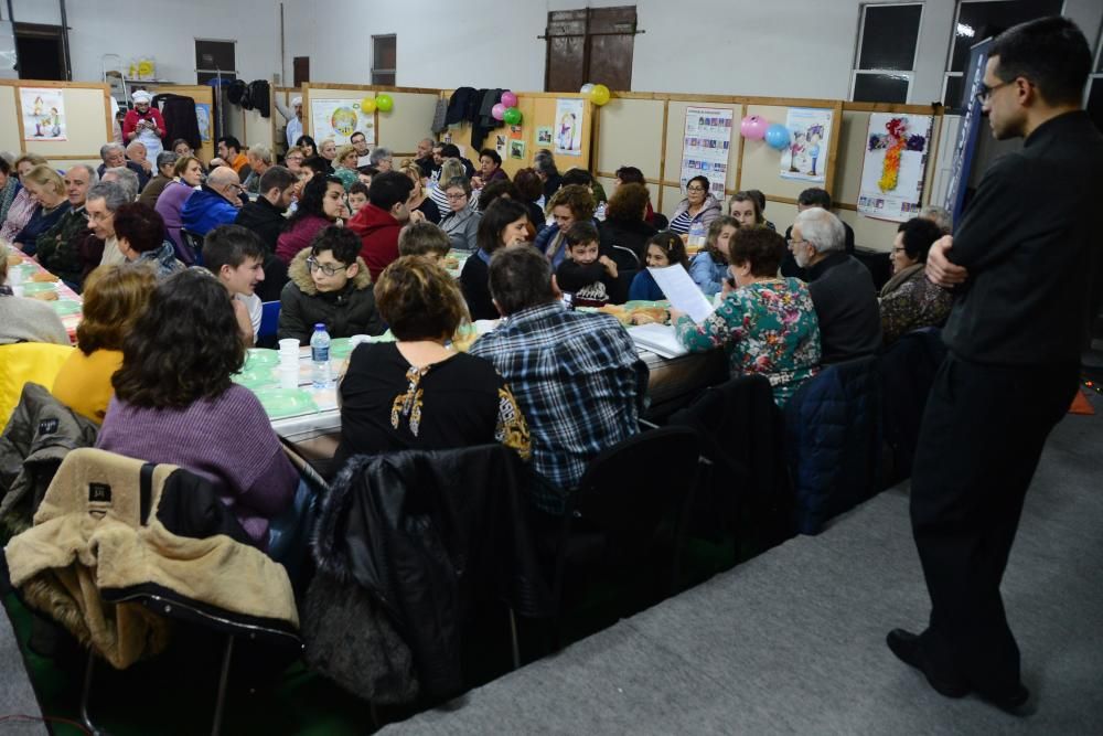 Cangas inicial la campaña a favor de Manos Unidas con una sopa solidaria.