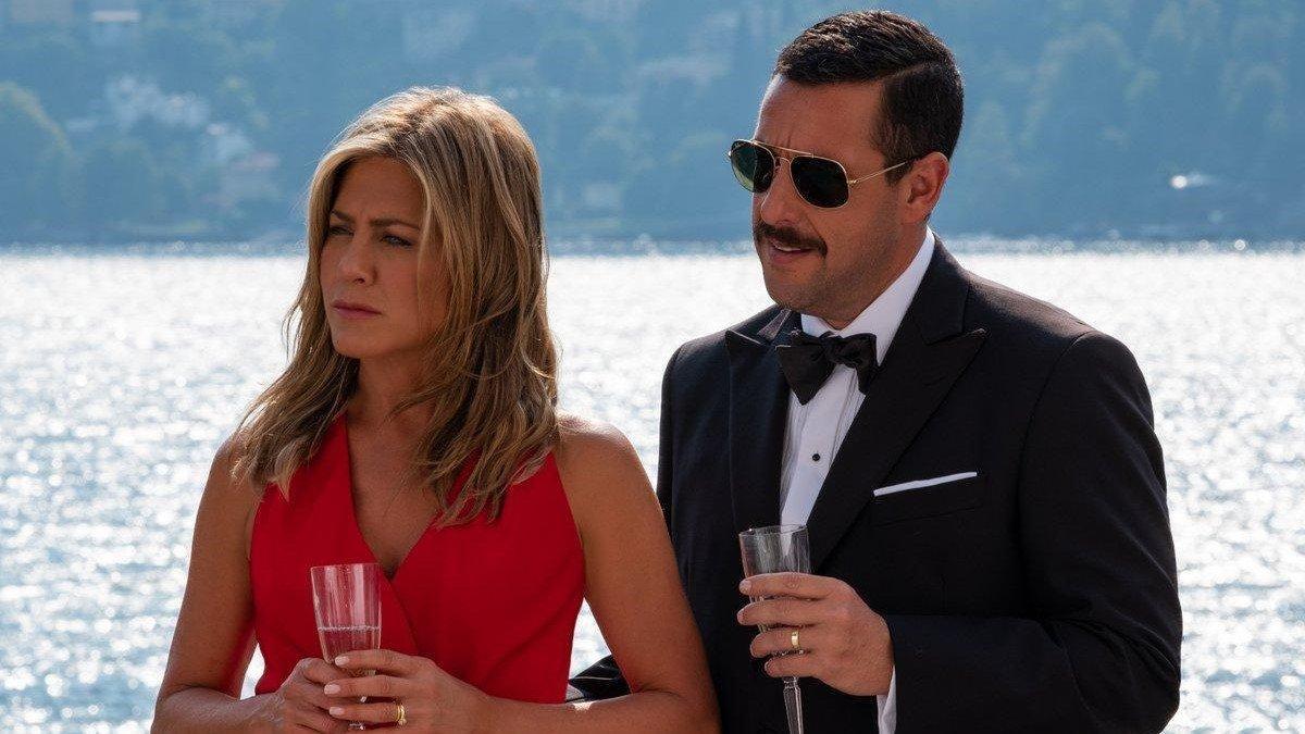 Jennifer Aniston y Adam Sandler, en 'Criminales en el mar'