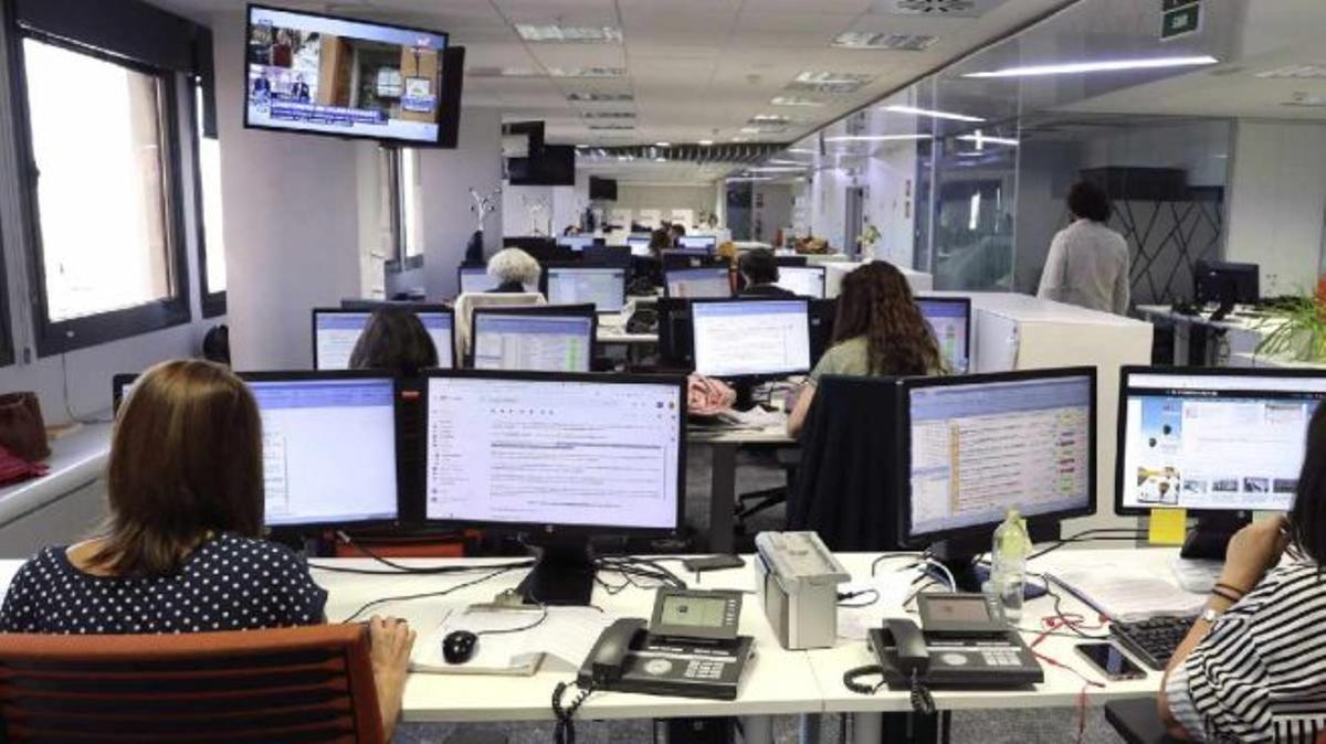 Mujeres trabajando en una oficina