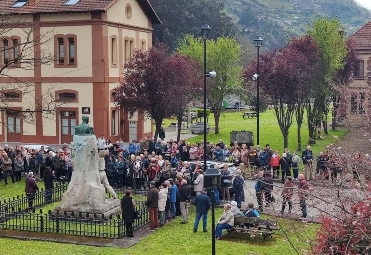 Corvera pone rostro a la soledad: un 5,2% de los mayores se siente solo, pero casi la mitad está en riesgo