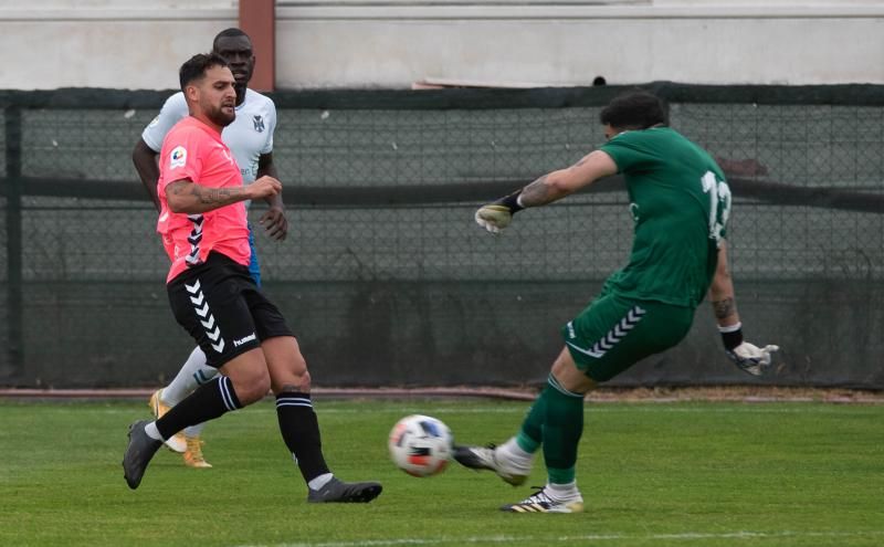 Partido de fútbol de Tercera División: Tenerife B - Vera