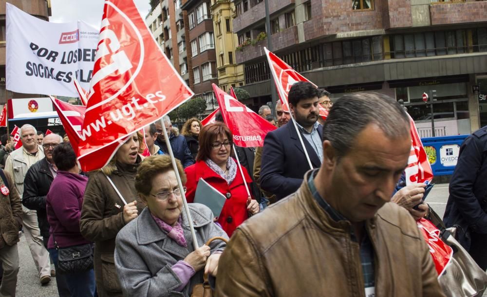 Manifestación de los sindeicatos contra la siniestralidad laboral