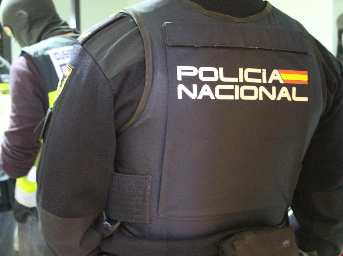 La Policía Nacional detuvo a los dos jóvenes implicados en esta trama.