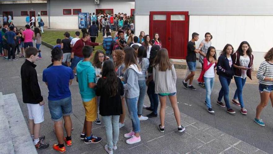 Oviedo mantiene la cifra de matrículas, aunque hay institutos con listas de  espera - La Nueva España