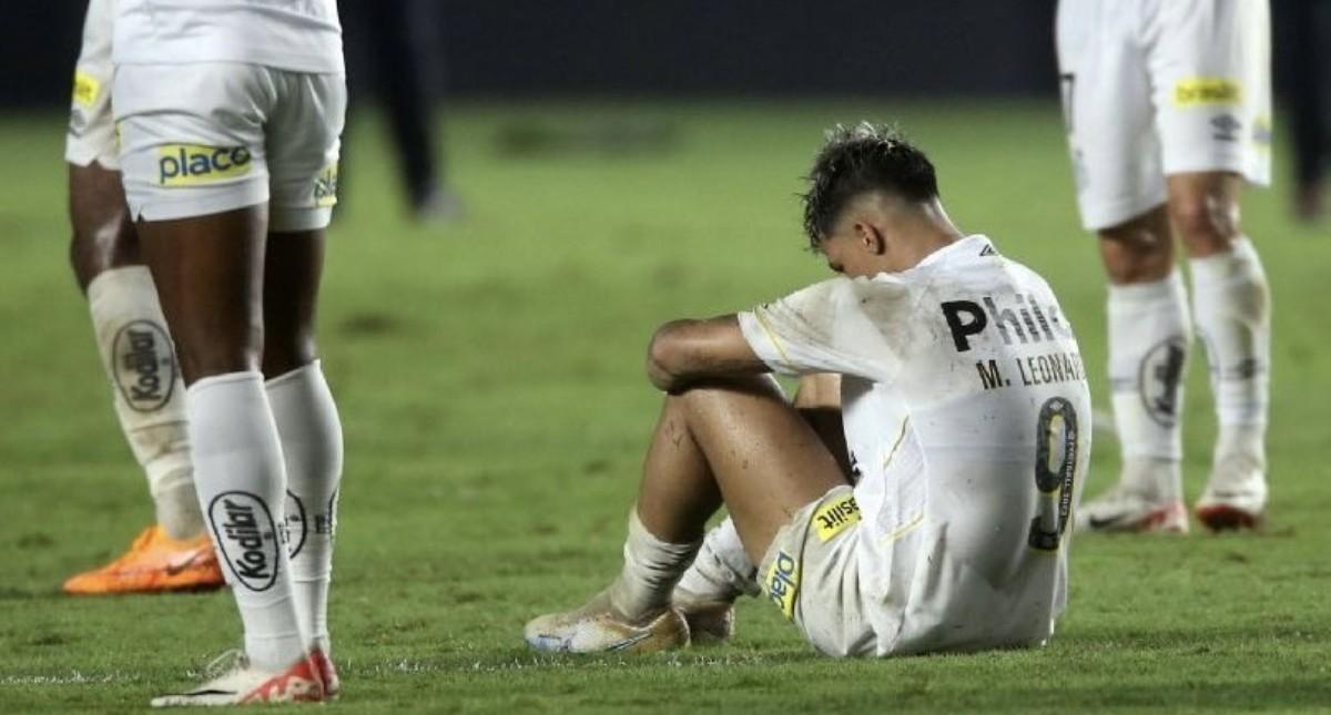 El Santos desciende a la Serie B por primera vez en su historia (2023)