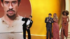 Bad Bunny regna als Grammy i clama contra la política migratòria de Trump