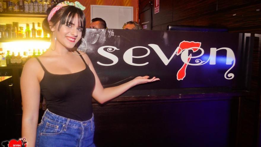 ¡Búscate en la noche murciana! Inauguración I love Seven (06/04/2018)