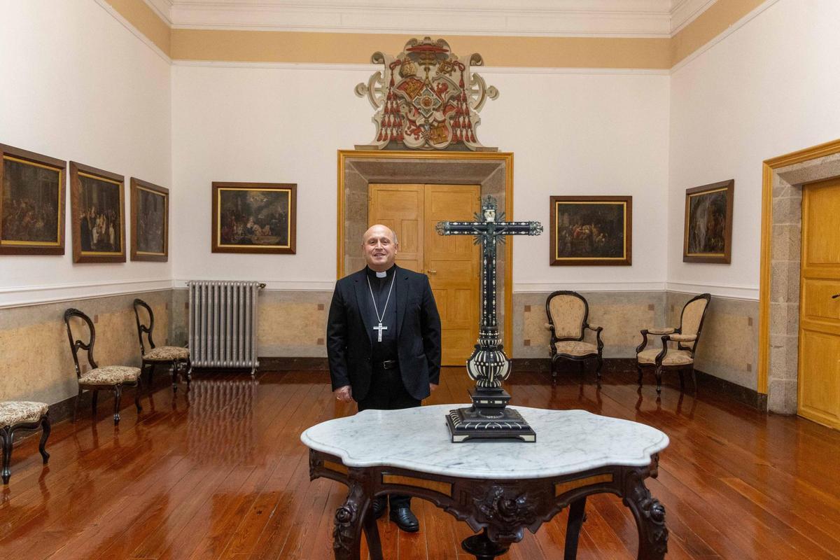 Monseñor Francisco José Prieto Fernández, en el Palacio Arzobispal.